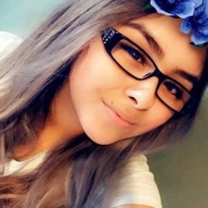 Meet your Posher, Miriam